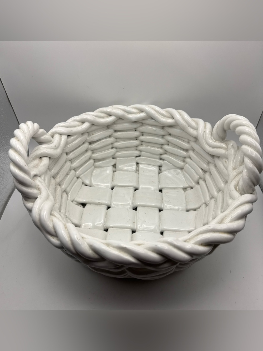 Cottagecore Country 10” VTG White Woven Basket Bowl Ceramic Bread Fruit Italy